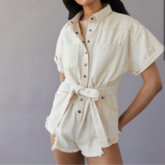 NWT BDG Urban Outfitters Rompers Shorts Beige Cotton Size S P - Picture 9 of 9